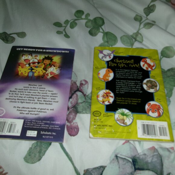 Vintage Pokemon Books Set of 2 - Picture 4 of 8